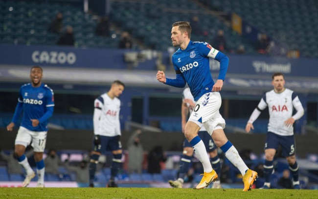 管竭力反抗 管竭力反抗